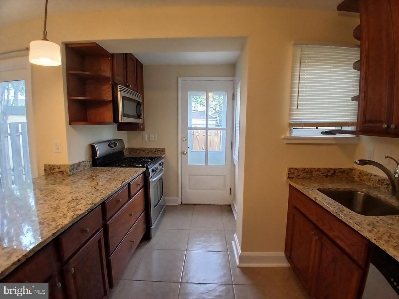 5 Broadship Rd - Photo 5 of 30