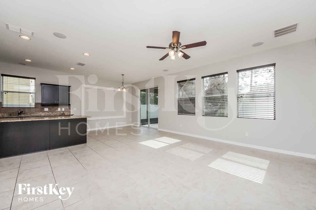 3558 Pixie Ln - Photo 4 of 16