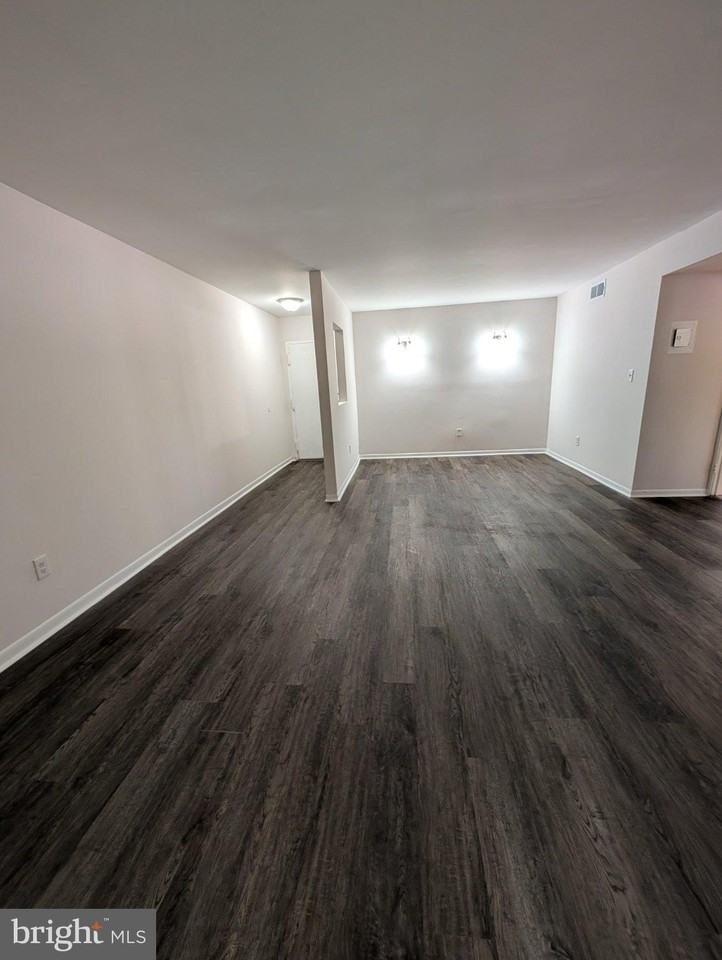 9635 Whiteacre Rd #B4 - Photo 7 of 21