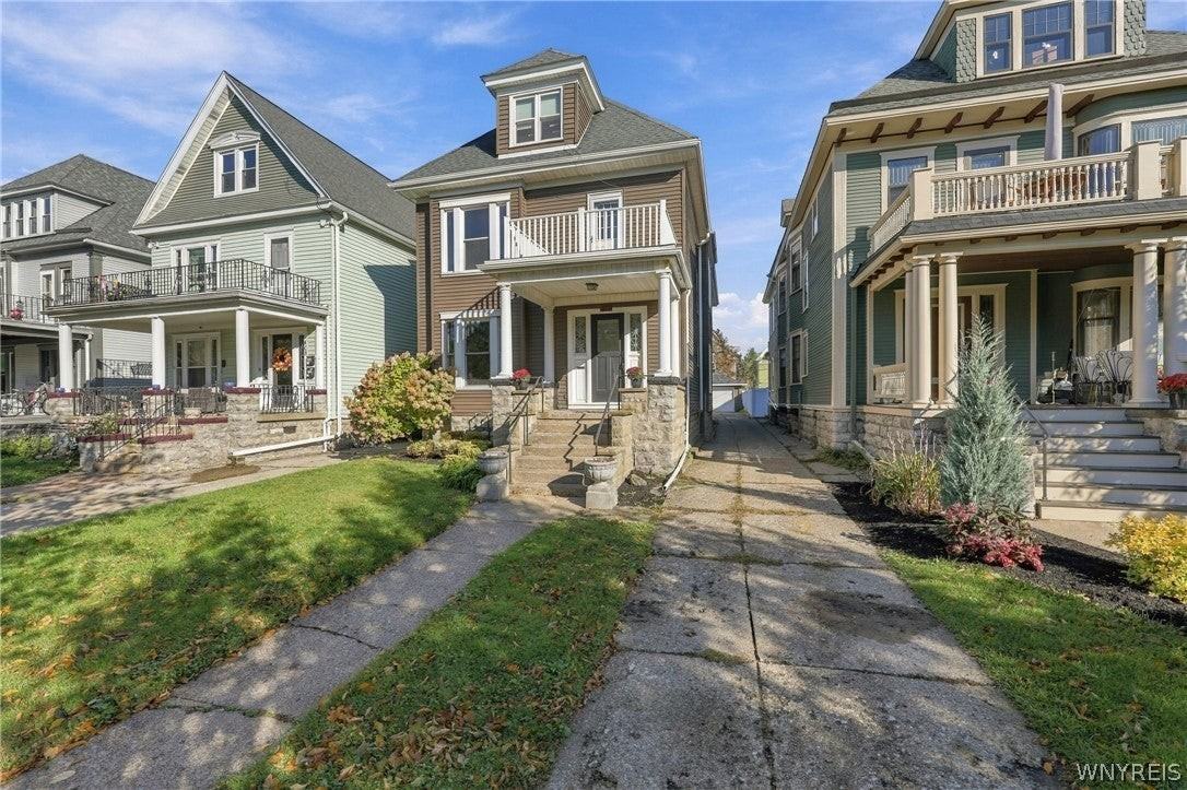 412 Lafayette Ave - Photo 3 of 28