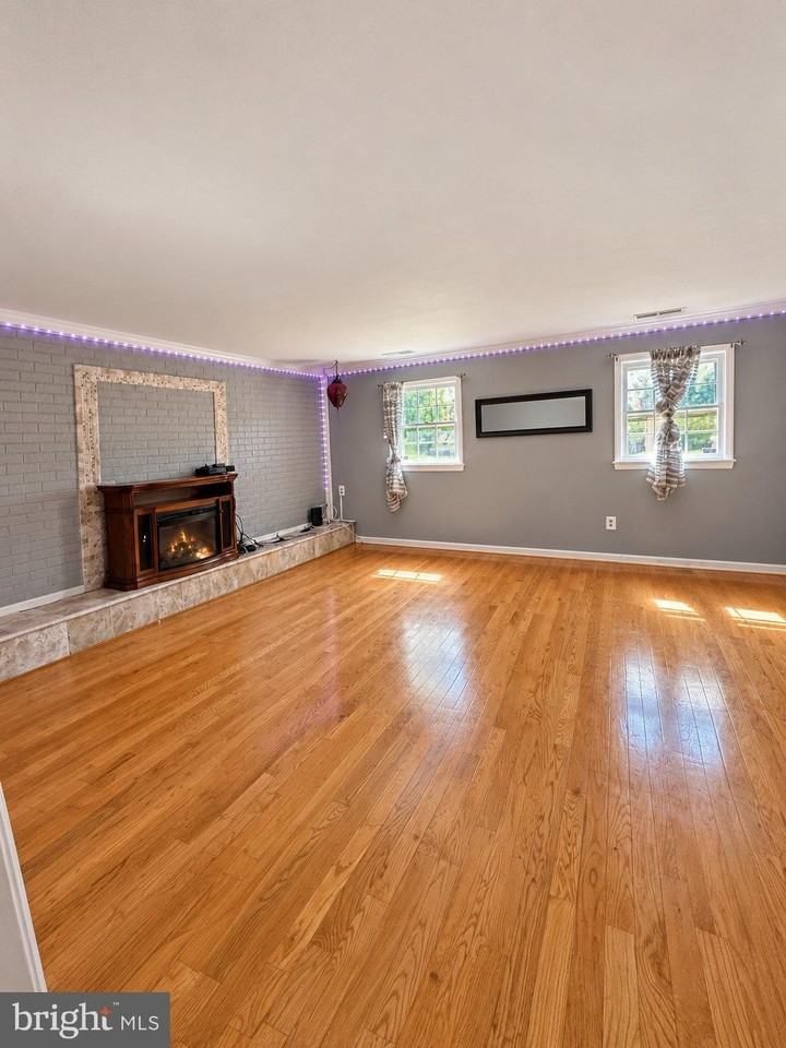 13305 Brackley Rd - Photo 6 of 16