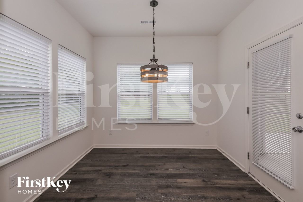 3006 Creeks Landing Dr - Photo 4 of 15