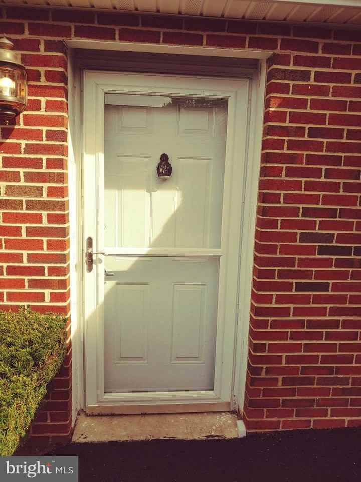 27898 Old Village Rd - Photo 4 of 44