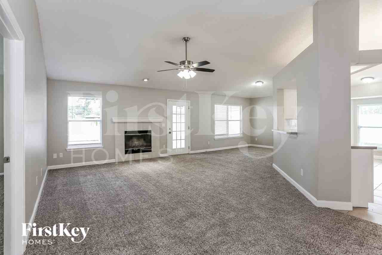 4533 Cobblefield Cir W - Photo 4 of 16