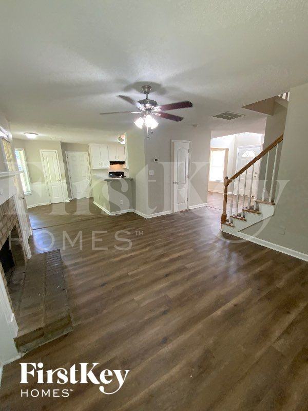 3316 Northridge Ct - Photo 4 of 11