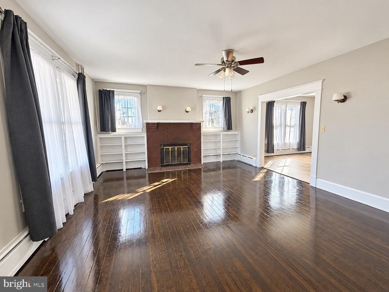 97 S Main St - Photo 4 of 16