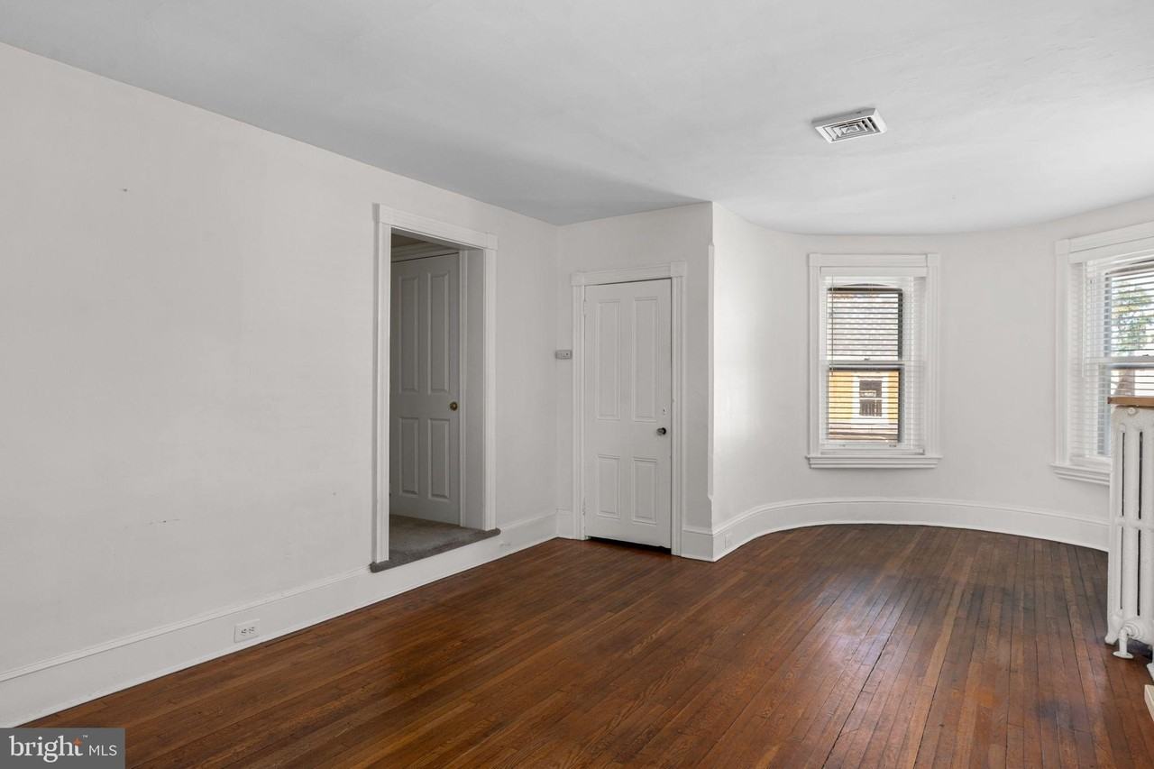 54 W State St #2 - Photo 7 of 19