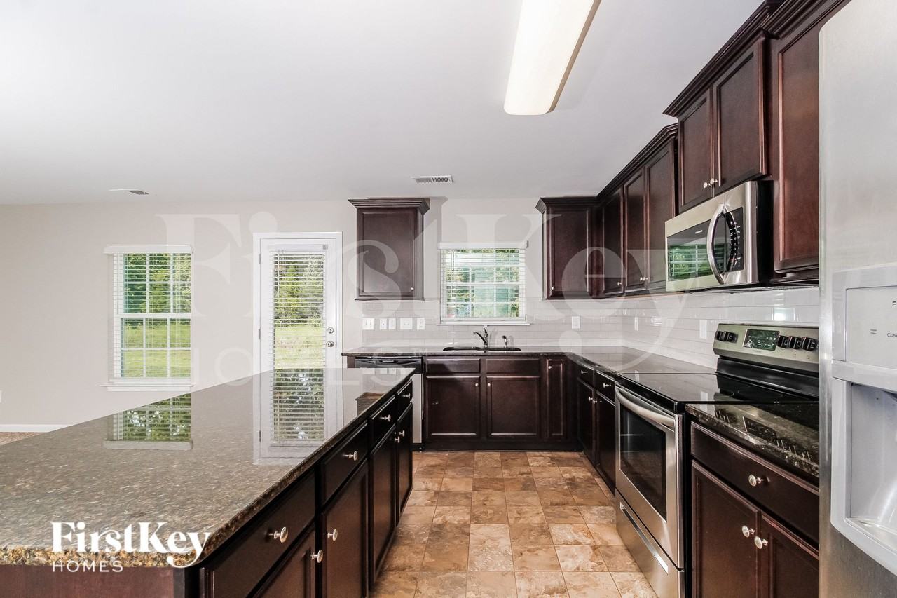 6711 Olivia Way - Photo 3 of 15