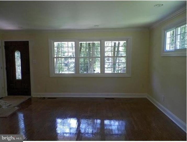 193 Paoli Pike - Photo 5 of 25