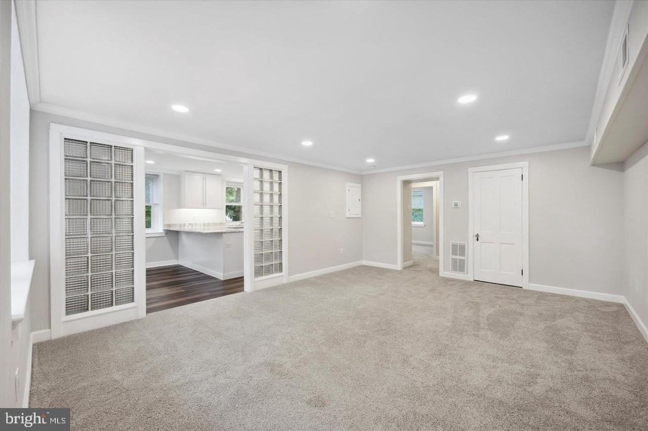 3 S Brandywine Ave #2ndFLUNIT4 - Photo 4 of 33