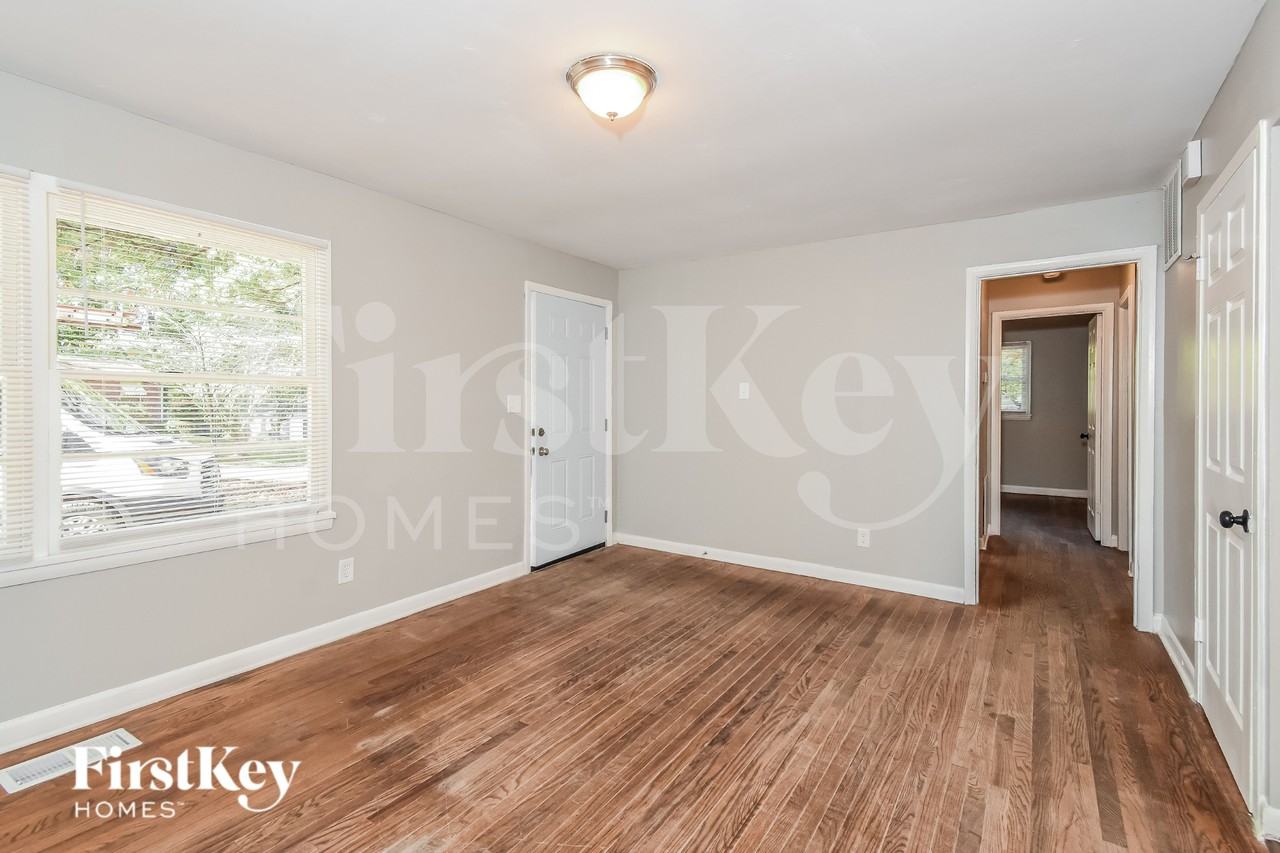 3667 Clovis Ct Nw - Photo 6 of 17