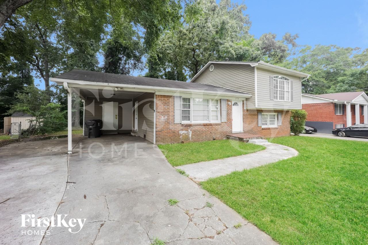 2734 Ocean Valley Dr - Photo 2 of 15