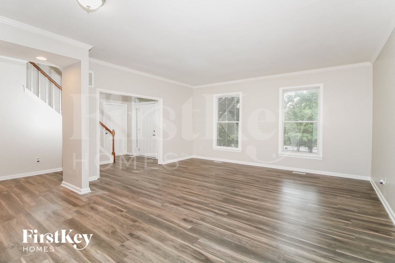 3001 Kings Pond Rd - Photo 3 of 15