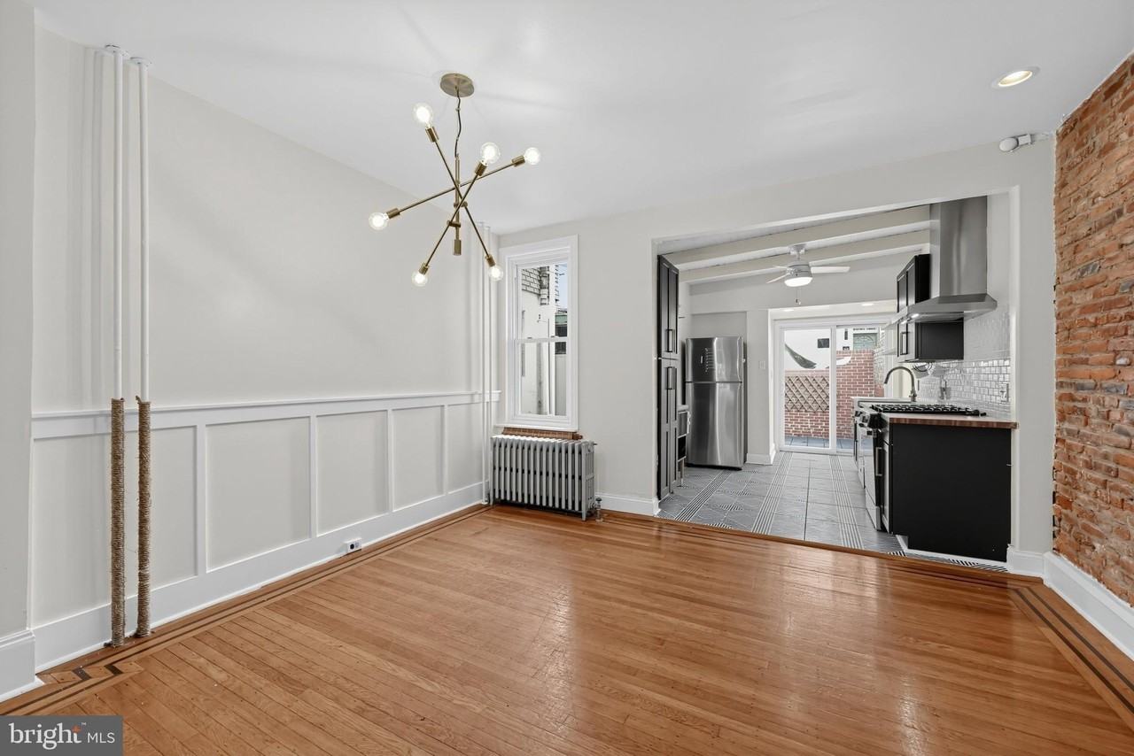 2915 Cambridge St - Photo 5 of 15