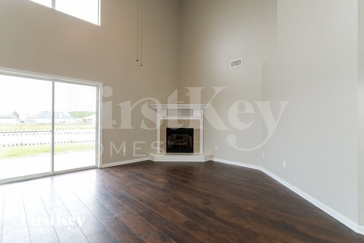 2972 Jubilee Ln - Photo 3 of 15
