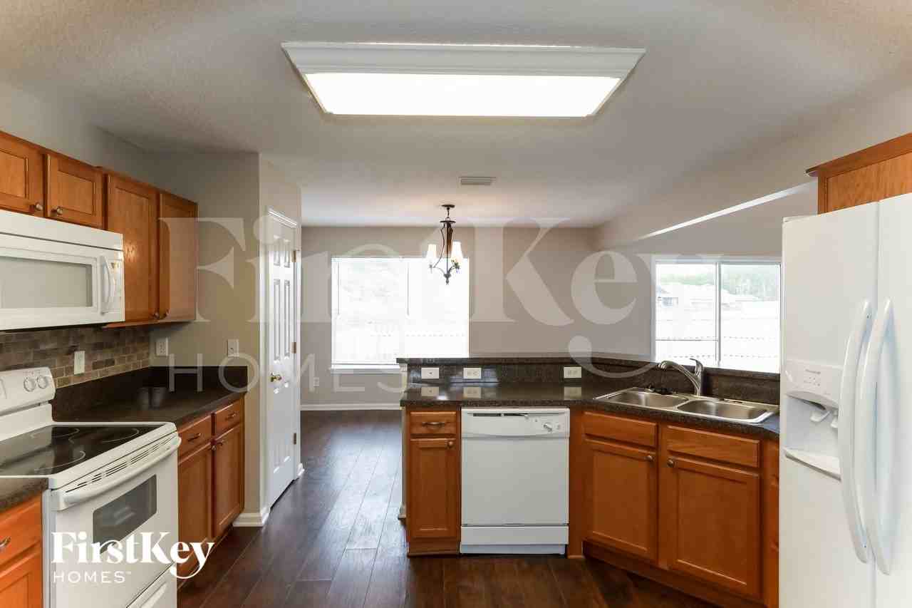 2972 Jubilee Ln - Photo 7 of 15