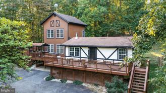 104 Laurel Ln - Photo 1 of 1