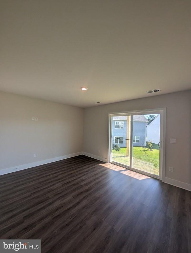 180 Sioux Loop - Photo 4 of 24