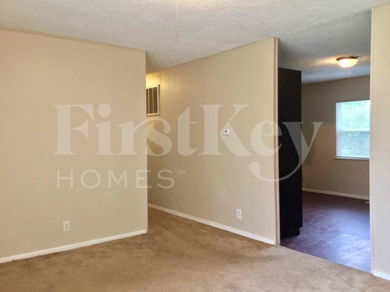 8518 Meadowlark Dr - Photo 5 of 11