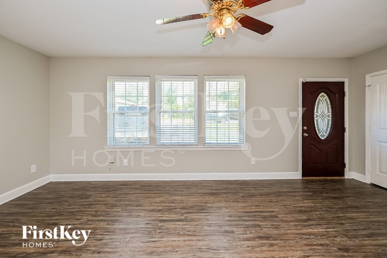 806 Rosewick St - Photo 3 of 16