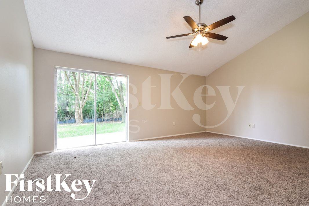 7538 Highland Grove Dr - Photo 3 of 15