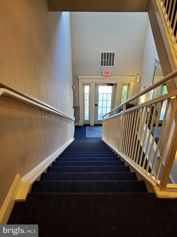 11314 Westbrook Mill Ln #201 - Photo 3 of 23