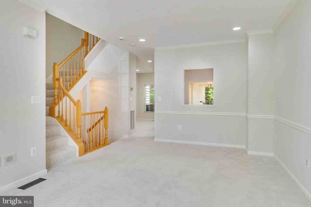 4037 Fairfax Center Hunt Trl - Photo 7 of 50