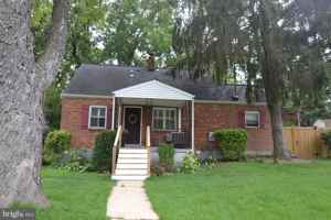 featured image of 7133 Oakland Ave