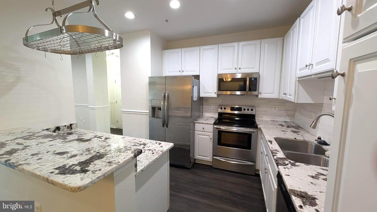 6481 Cheyenne Dr #203 - Photo 5 of 16