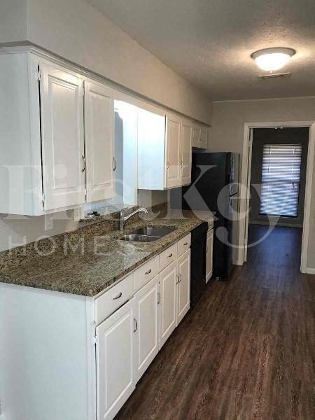 606 E Center St - Photo 6 of 21