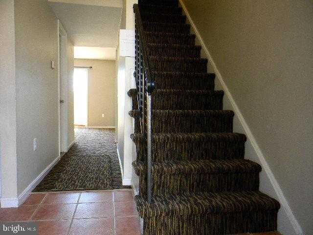 10144 Cannon Ball Ct - Photo 3 of 5