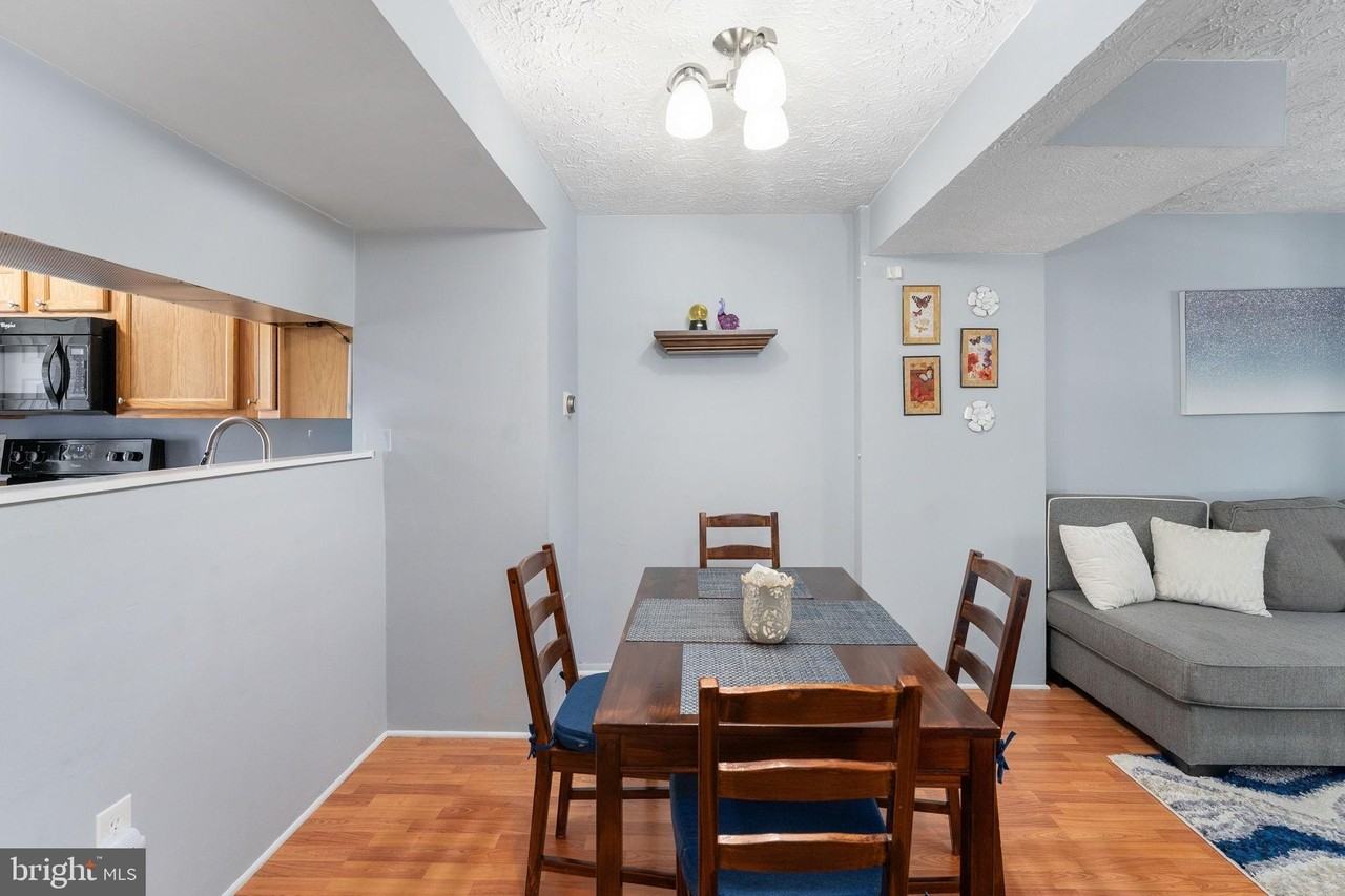 1684 Thenia Pl - Photo 5 of 33