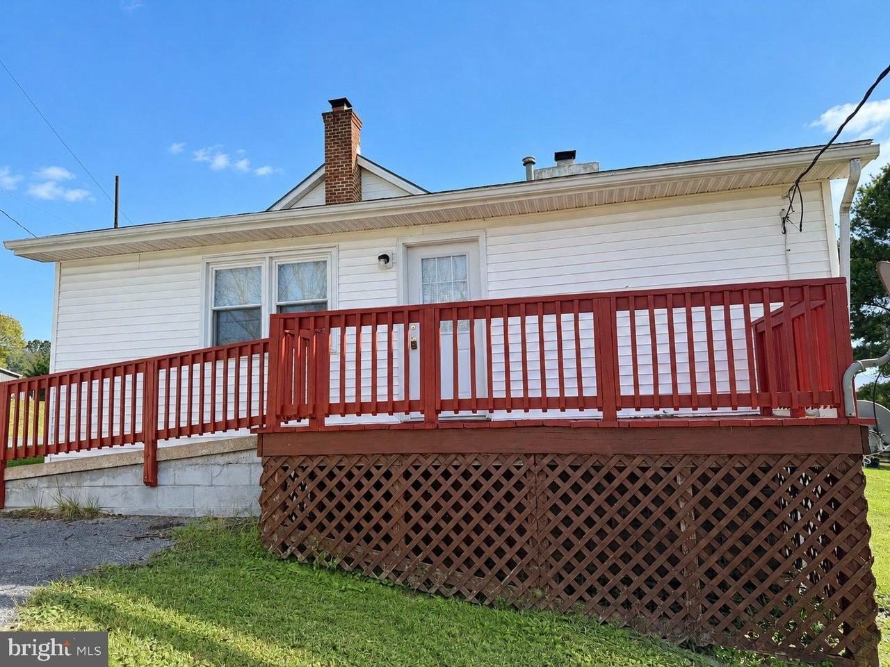 456 Rockville Rd - Photo 2 of 11