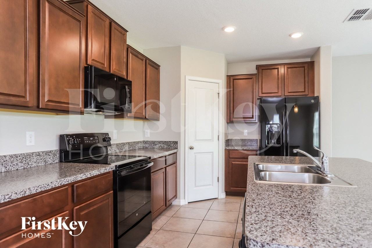 5103 Brickwood Rise Dr - Photo 5 of 16
