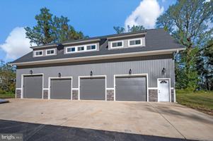 featured image of 34 Cannon Bluff Dr #2