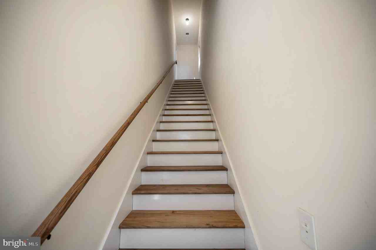34 Cannon Bluff Dr #2 - Photo 2 of 24