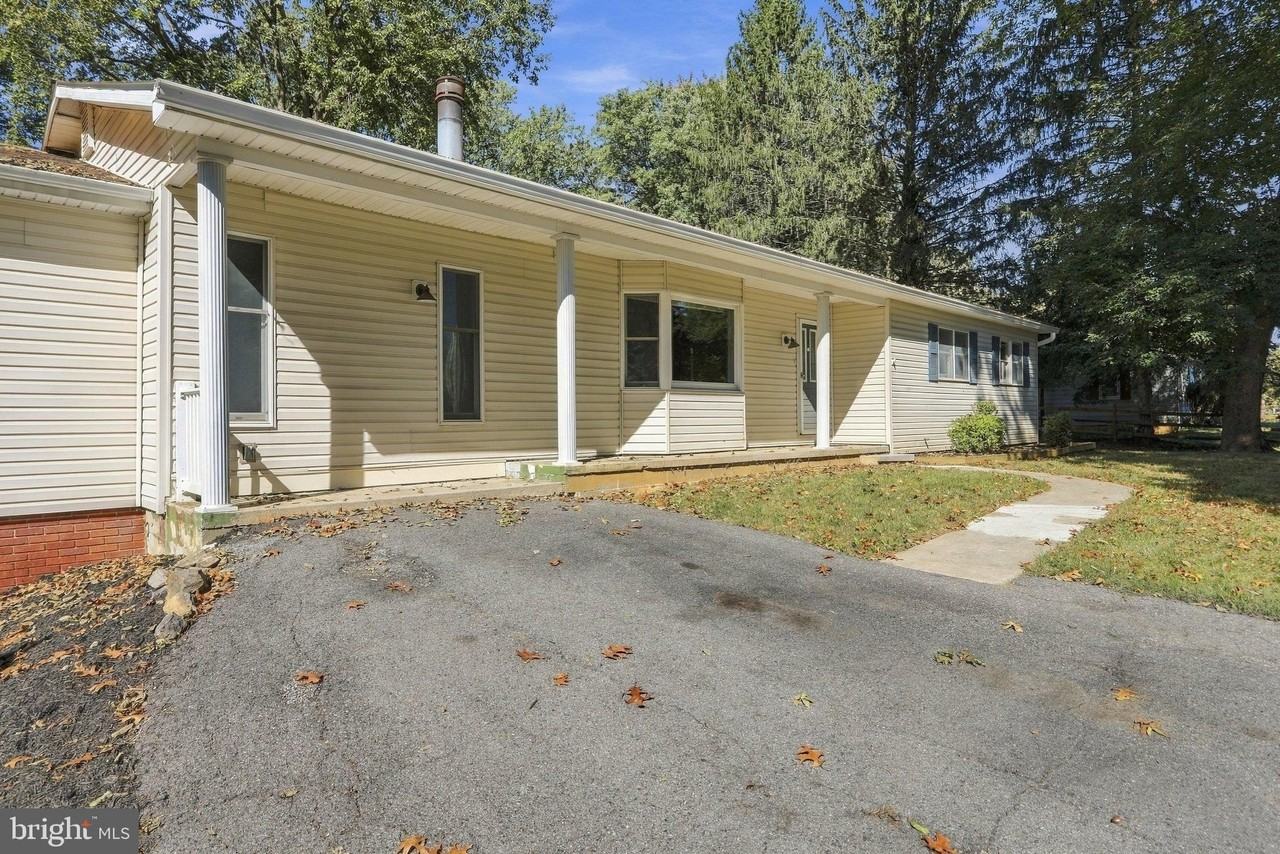 98 Woodcock Ave - Photo 2 of 36