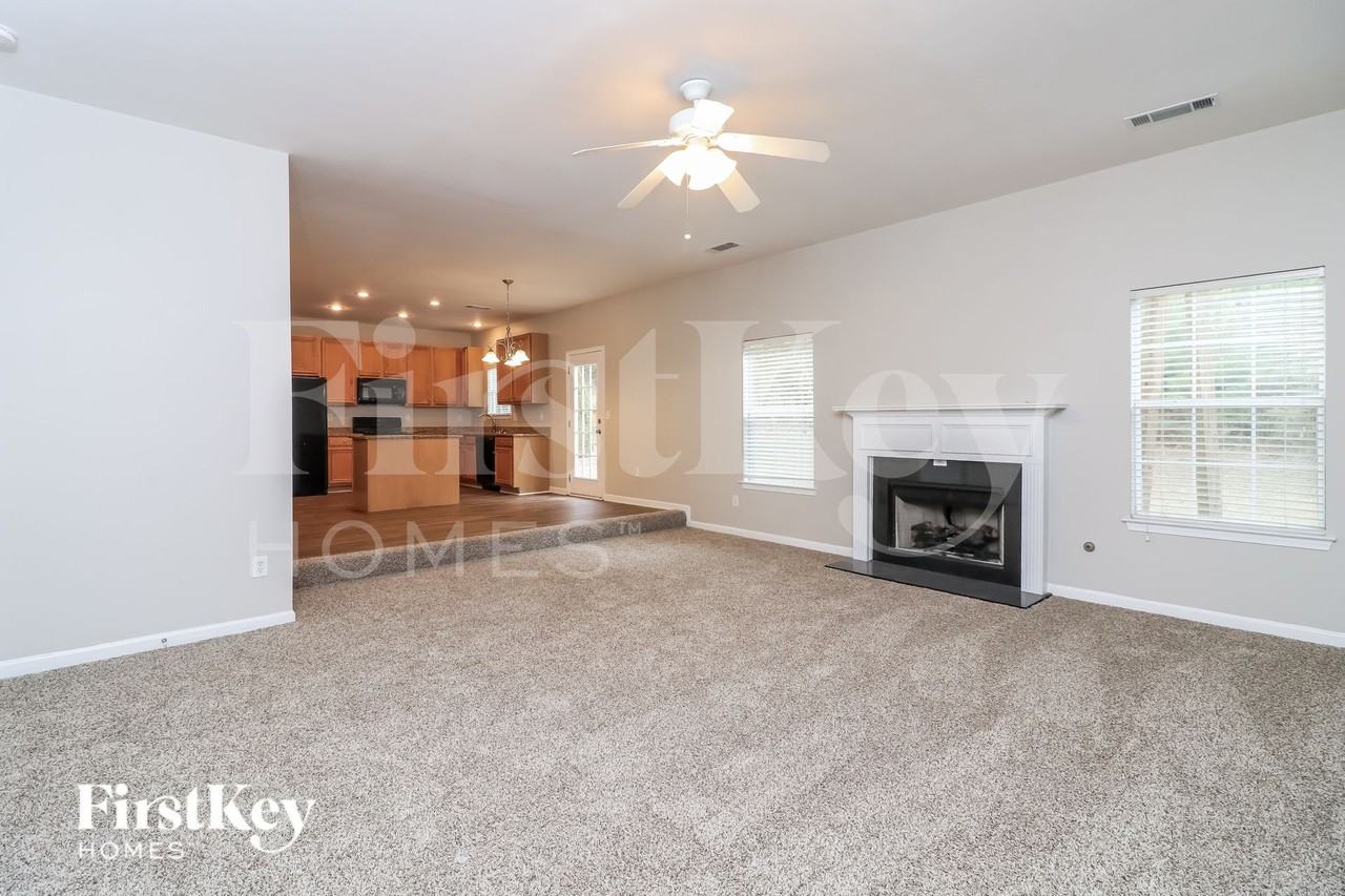 420 Farmwood Way - Photo 3 of 19
