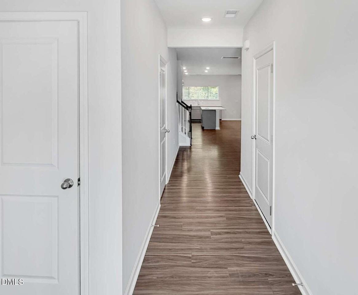 5106 Cambrey Dr - Photo 4 of 25