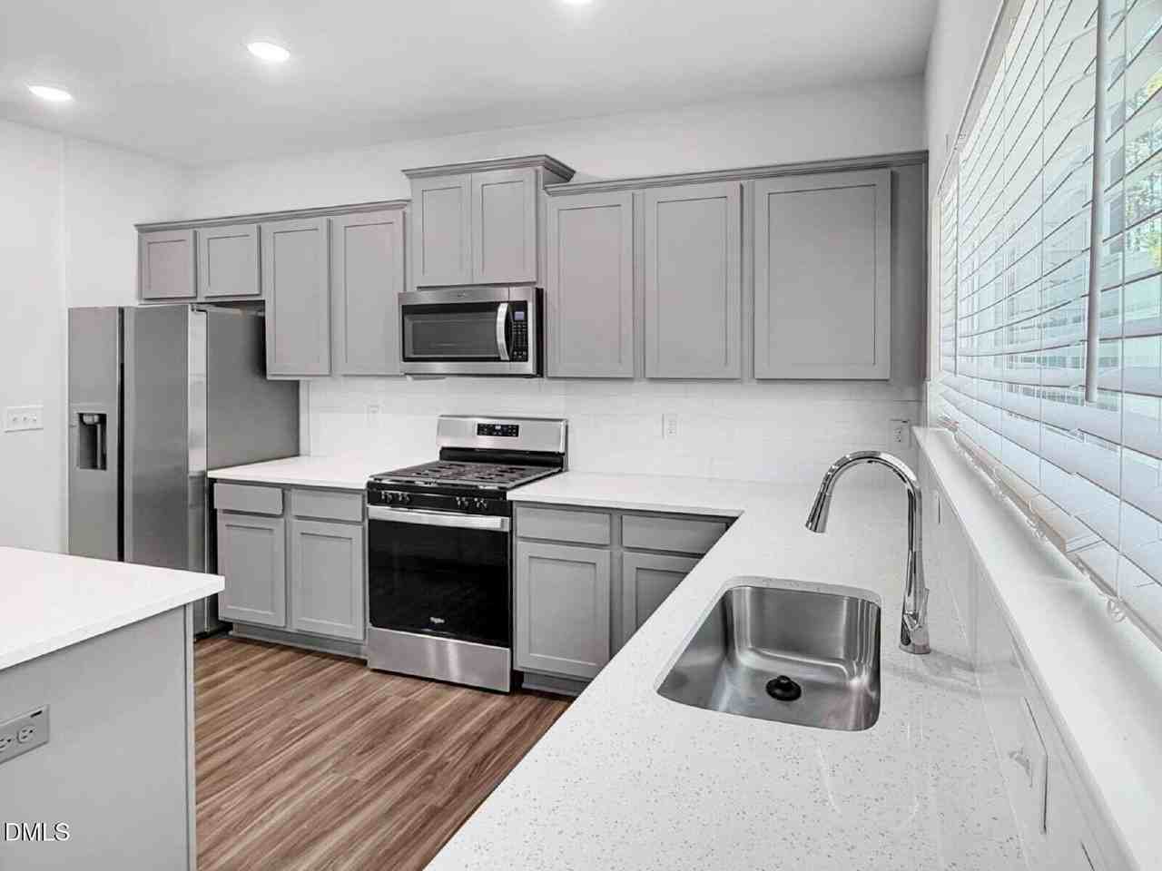 5106 Cambrey Dr - Photo 7 of 25
