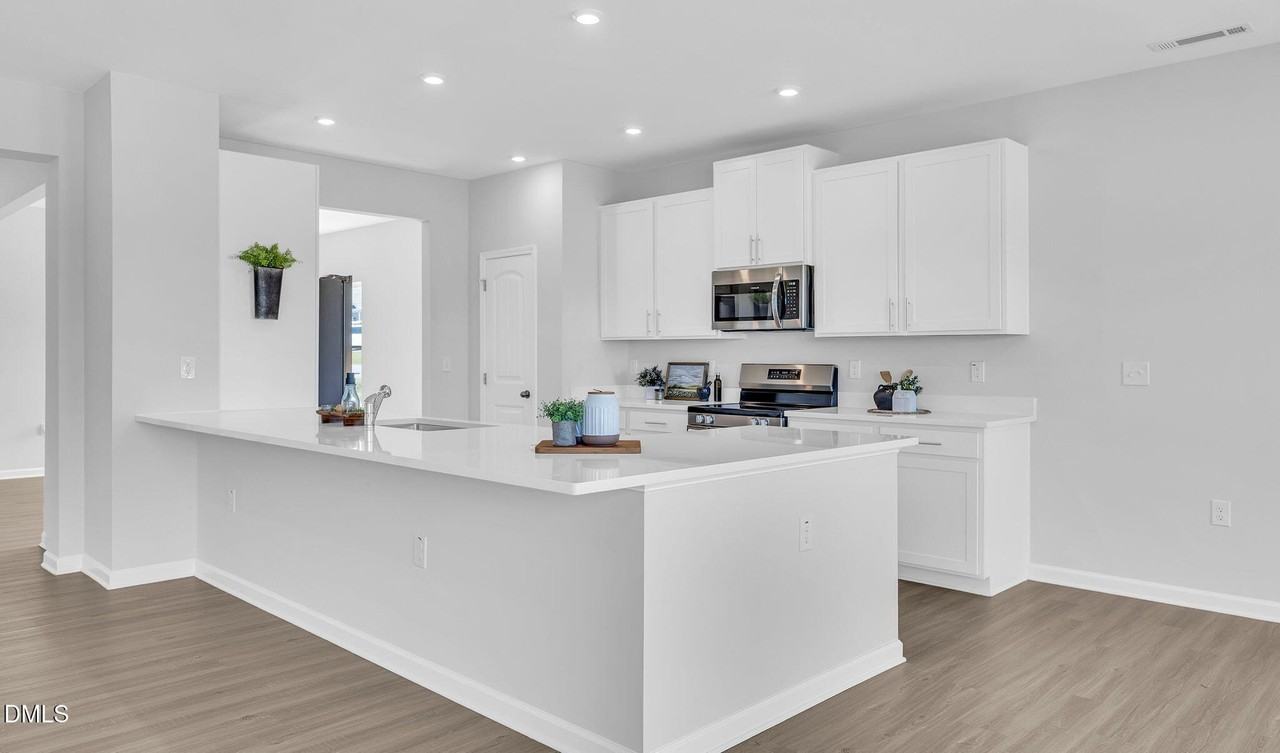 15 Bristow Ct - Photo 2 of 17