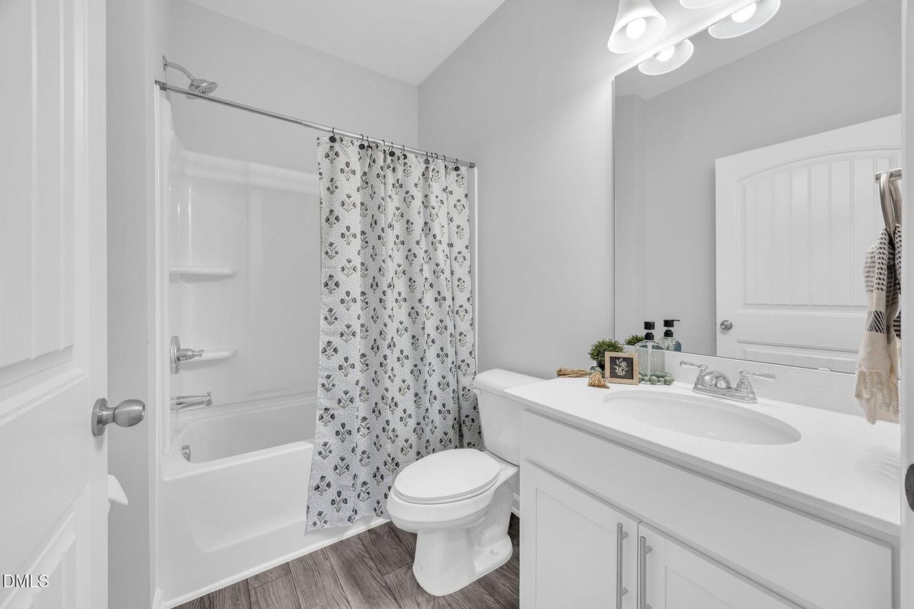 15 Bristow Ct - Photo 6 of 17