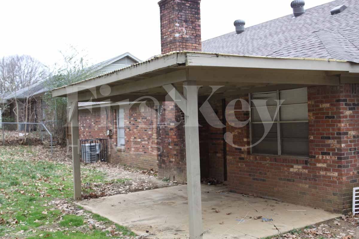 3528 Amesbury St - Photo 2 of 22