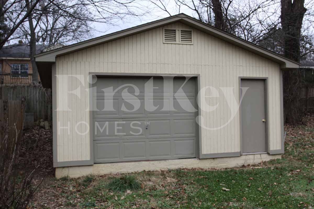 3528 Amesbury St - Photo 3 of 22