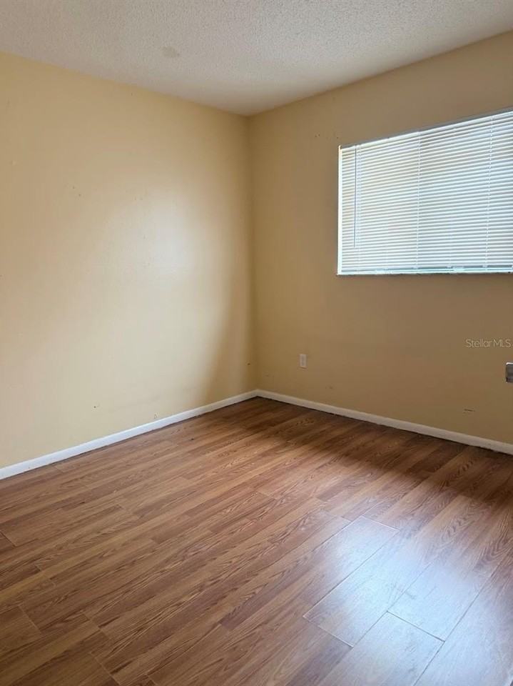8027 Pinehurst Dr - Photo 4 of 10