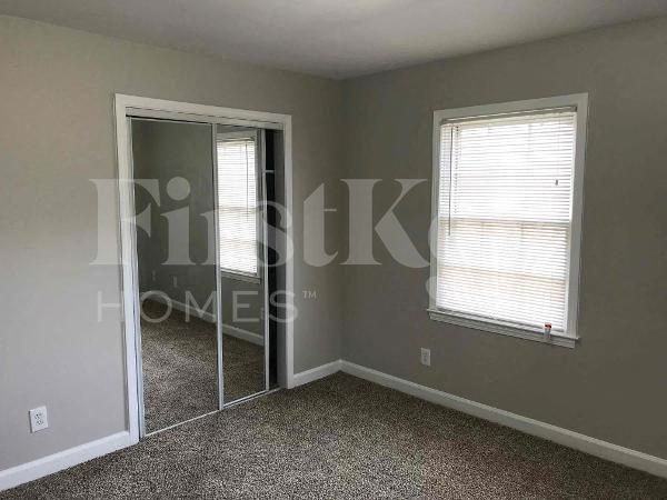 2422 S Hairston Rd - Photo 2 of 14