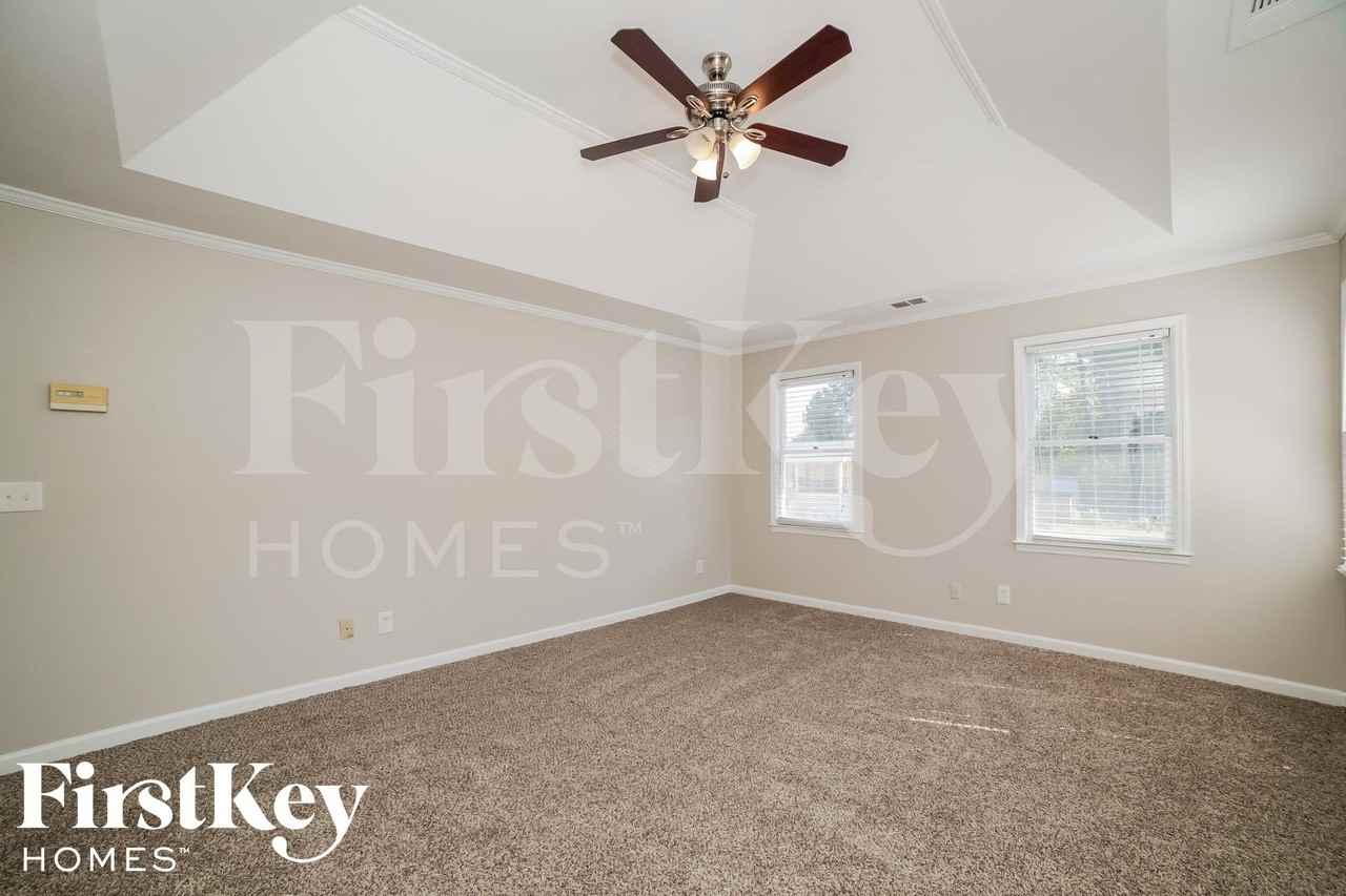 2370 Lakeside Pl Sw - Photo 7 of 15
