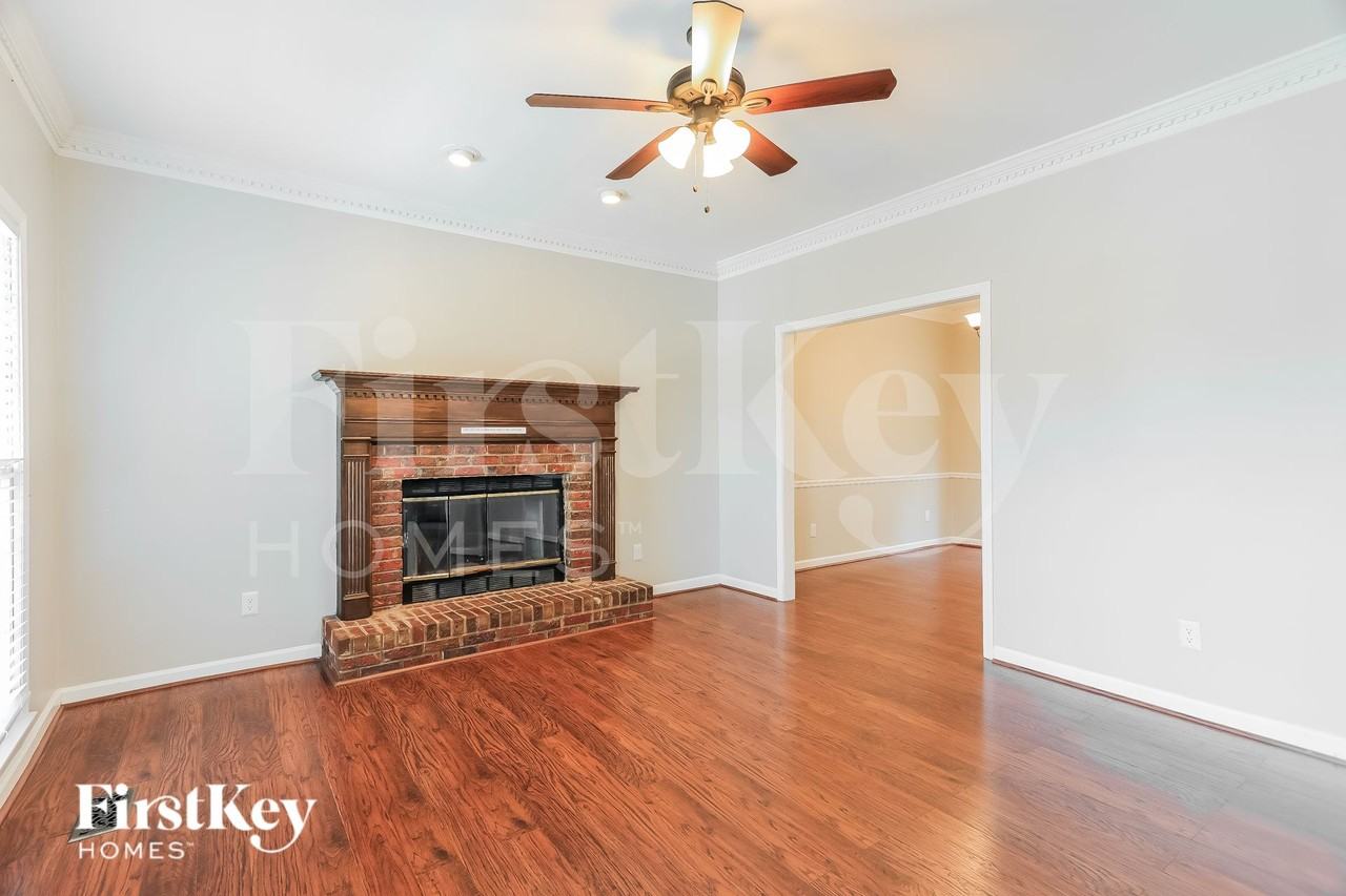 1478 Secretariat Dr - Photo 3 of 19