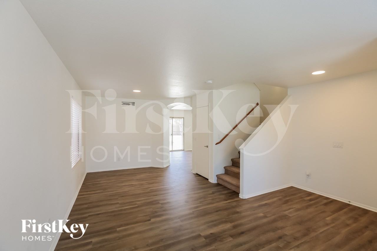 12435 W El Nido Ln - Photo 3 of 16