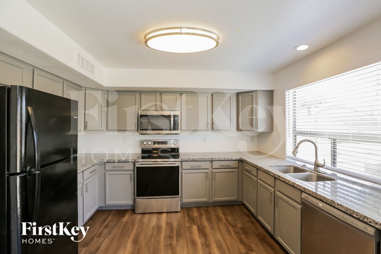 12435 W El Nido Ln - Photo 6 of 16